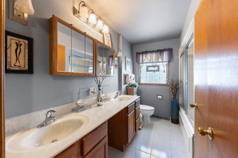 Tiny photo for 5628 W Hawthorne Avenue, Berkeley, IL 60163 (MLS # 12524374)