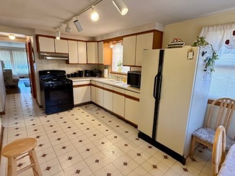 Tiny photo for 4727 S Lavergne Avenue, Chicago, IL 60638 (MLS # 12569001)