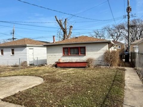Tiny photo for 4727 S Lavergne Avenue, Chicago, IL 60638 (MLS # 12569001)