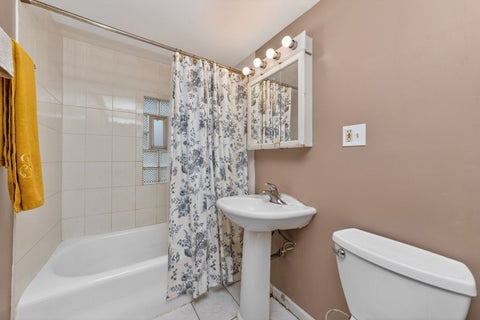 Tiny photo for 7717 S Luella Avenue, Chicago, IL 60649 (MLS # 12655046)