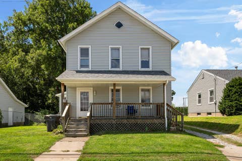Photo of 2510 17th Street, Rock Island, IL 61201 (MLS # 12740543)