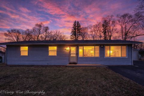Tiny photo for 640 Williams Drive, South Elgin, IL 60177 (MLS # 12581941)