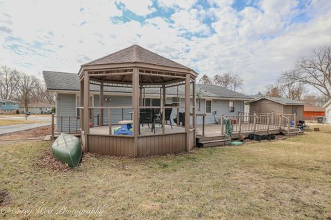 Tiny photo for 640 Williams Drive, South Elgin, IL 60177 (MLS # 12581941)