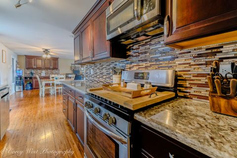 Tiny photo for 640 Williams Drive, South Elgin, IL 60177 (MLS # 12581941)