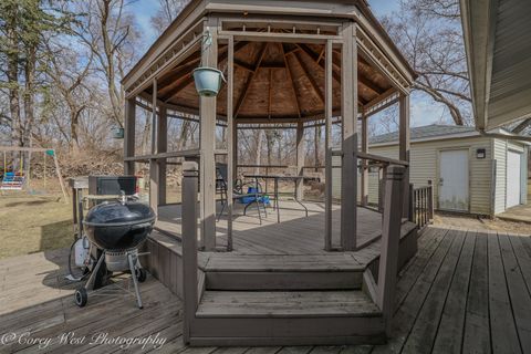 Tiny photo for 640 Williams Drive, South Elgin, IL 60177 (MLS # 12581941)