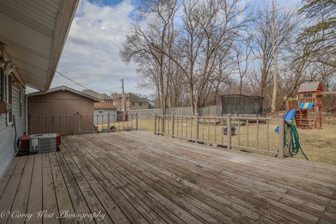 Tiny photo for 640 Williams Drive, South Elgin, IL 60177 (MLS # 12581941)