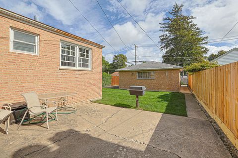 Tiny photo for 5245 N Rutherford Avenue, Chicago, IL 60656 (MLS # 12480774)