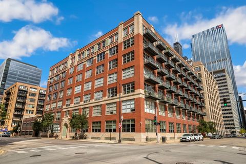Photo of 333 S Desplaines Street #607, Chicago, IL 60661 (MLS # 12476128)