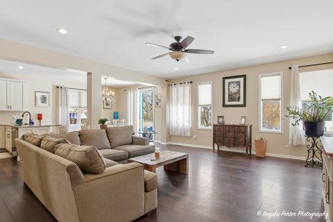 Tiny photo for 1906 Hillside Lane, McHenry, IL 60051 (MLS # 12618483)