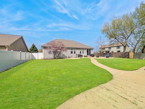 Tiny photo for 1906 Hillside Lane, McHenry, IL 60051 (MLS # 12618483)