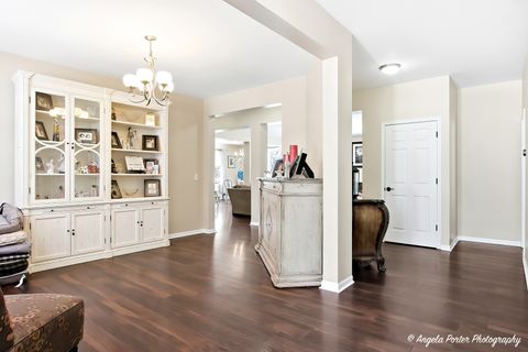 Tiny photo for 1906 Hillside Lane, McHenry, IL 60051 (MLS # 12618483)