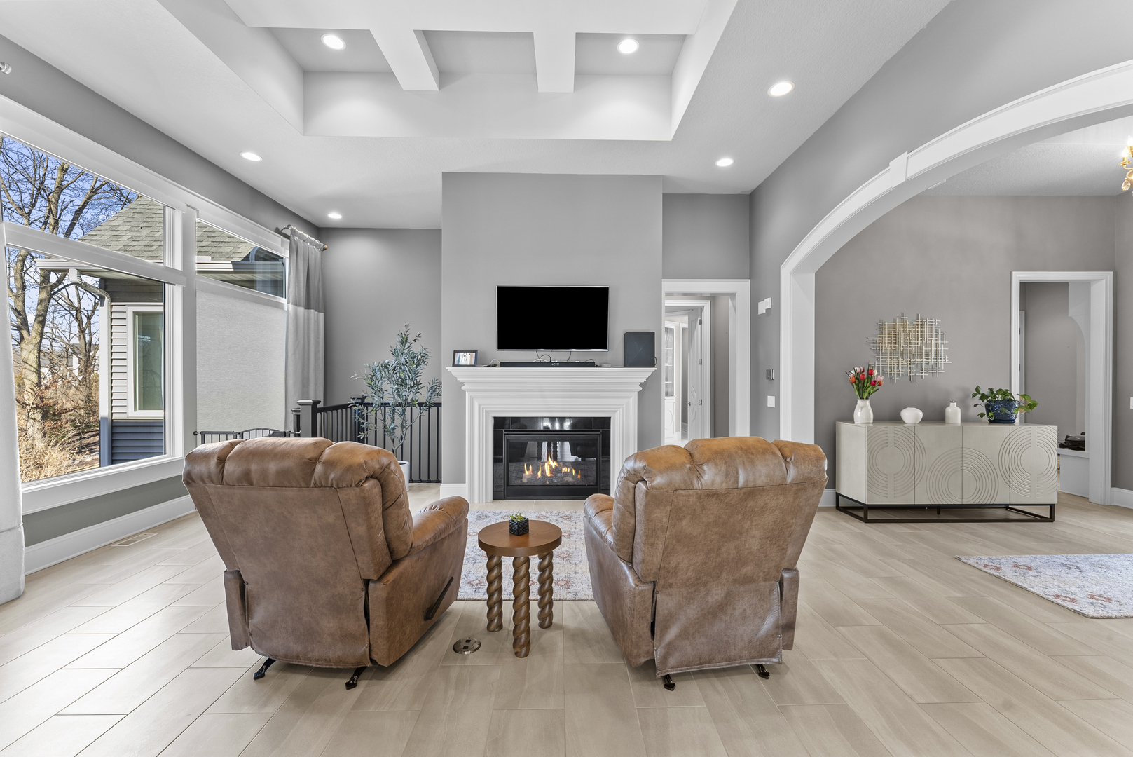 4928 Woody Creek