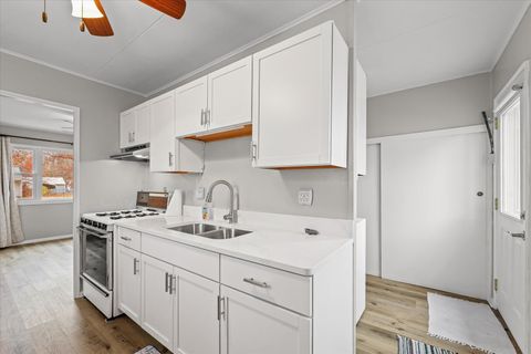 Tiny photo for 709 E Michigan Avenue, Urbana, IL 61801 (MLS # 12523911)