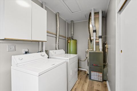 Tiny photo for 709 E Michigan Avenue, Urbana, IL 61801 (MLS # 12523911)