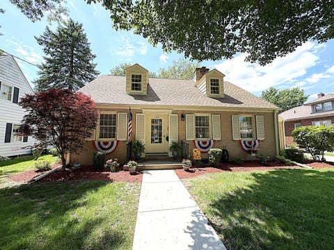 Tiny photo for 1505 1st Avenue, Sterling, IL 61081 (MLS # 12663785)