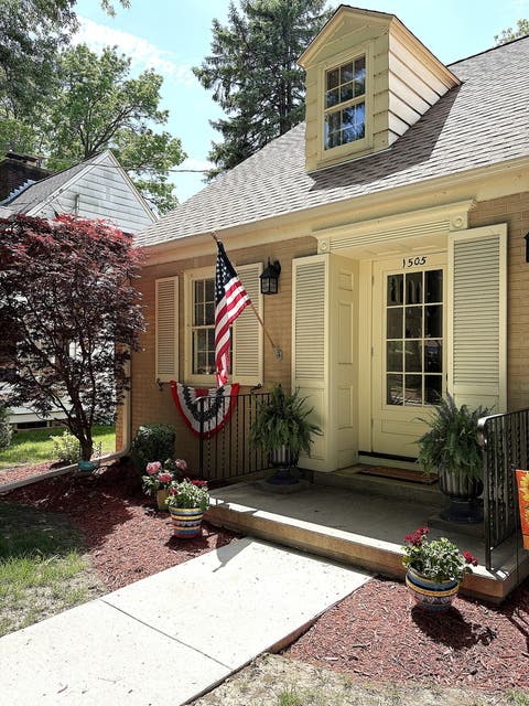 Tiny photo for 1505 1st Avenue, Sterling, IL 61081 (MLS # 12663785)