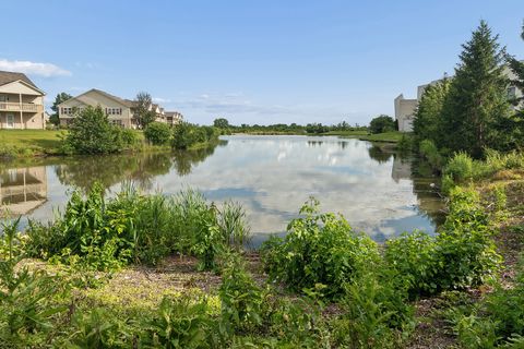 Tiny photo for 18416 Century Court, Tinley Park, IL 60477 (MLS # 12675889)