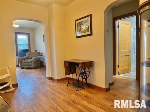 Tiny photo for 2102 W 17TH Street, Davenport, IA 52804 (MLS # QC4269521)