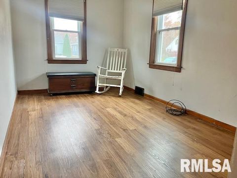 Tiny photo for 2102 W 17TH Street, Davenport, IA 52804 (MLS # QC4269521)