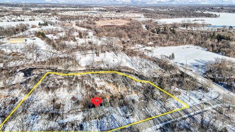 Photo of 8908 Wondermere Road, Wonder Lake, IL 60097 (MLS # 12522319)