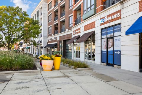 Tiny photo for 450 VILLAGE CENTER Drive #210, Burr Ridge, IL 60527 (MLS # 12485091)