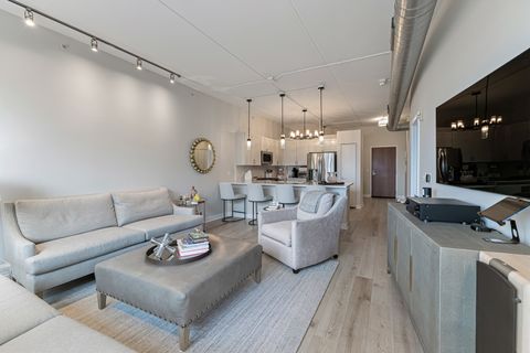 Tiny photo for 450 VILLAGE CENTER Drive #210, Burr Ridge, IL 60527 (MLS # 12485091)