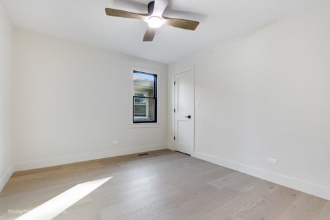 Tiny photo for 857 S Poplar Avenue, Elmhurst, IL 60126 (MLS # 12792118)