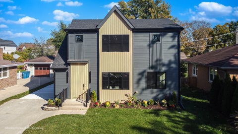 Tiny photo for 857 S Poplar Avenue, Elmhurst, IL 60126 (MLS # 12792118)