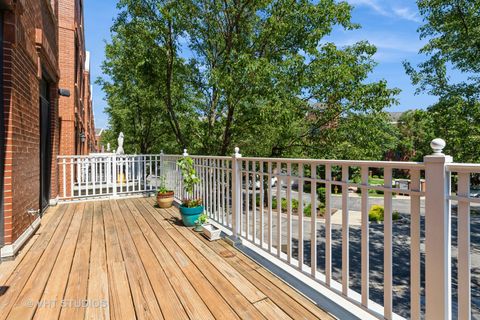 Tiny photo for 1867 Admiral Court, Glenview, IL 60026 (MLS # 12526458)