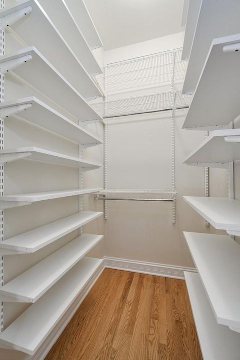 Tiny photo for 653 W BARRY Avenue #2S, Chicago, IL 60657 (MLS # 12631594)