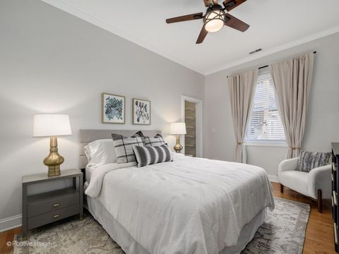 Tiny photo for 653 W BARRY Avenue #2S, Chicago, IL 60657 (MLS # 12631594)