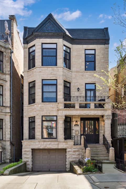 Tiny photo for 653 W BARRY Avenue #2S, Chicago, IL 60657 (MLS # 12631594)