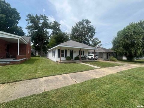 Tiny photo for 510 1/2 E 6TH Street, Metropolis, IL 62960 (MLS # EB458921)