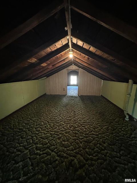 Tiny photo for 2215 GRAND Avenue, Davenport, IA 52803 (MLS # QC4267825)