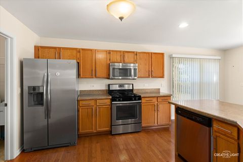 Tiny photo for 505 Parkland Court, Oswego, IL 60543 (MLS # 12484060)