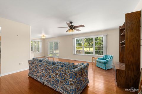 Tiny photo for 505 Parkland Court, Oswego, IL 60543 (MLS # 12484060)