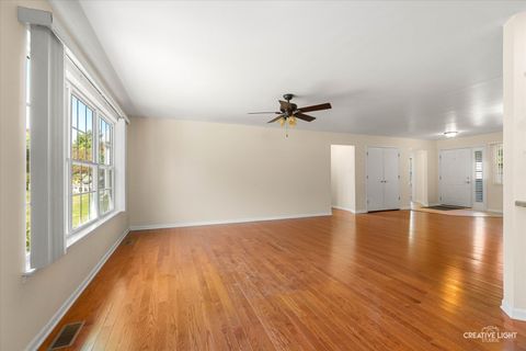 Tiny photo for 505 Parkland Court, Oswego, IL 60543 (MLS # 12484060)