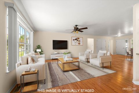 Tiny photo for 505 Parkland Court, Oswego, IL 60543 (MLS # 12484060)