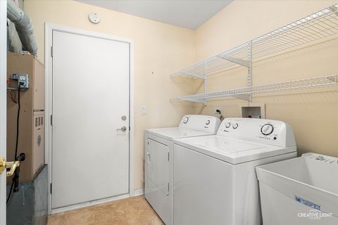 Tiny photo for 505 Parkland Court, Oswego, IL 60543 (MLS # 12484060)