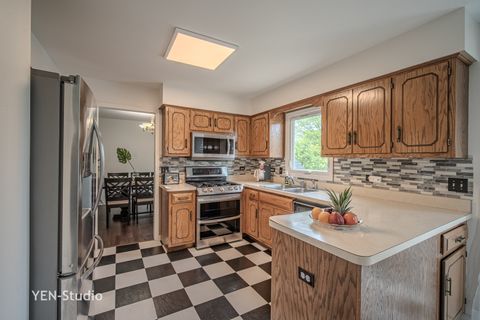 Tiny photo for 1713 Chestnut Hill Road, Plainfield, IL 60586 (MLS # 12646642)