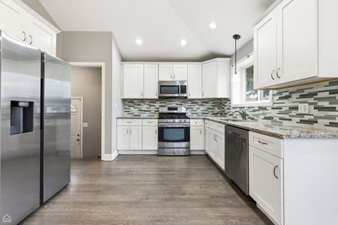 Tiny photo for 7701 S Christiana Avenue, Chicago, IL 60652 (MLS # 12521990)