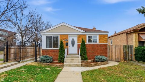 Photo of 7701 S Christiana Avenue, Chicago, IL 60652 (MLS # 12521990)
