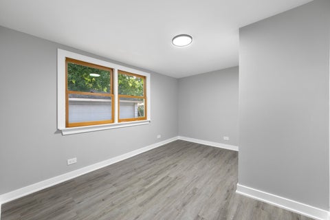 Tiny photo for 10019 S Tripp Avenue, Oak Lawn, IL 60453 (MLS # 12768386)
