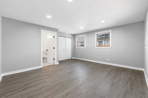 Tiny photo for 10019 S Tripp Avenue, Oak Lawn, IL 60453 (MLS # 12768386)