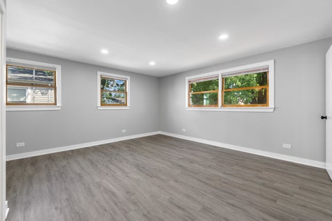 Tiny photo for 10019 S Tripp Avenue, Oak Lawn, IL 60453 (MLS # 12768386)