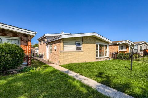 Photo of 9328 S Parnell Avenue, Chicago, IL 60620 (MLS # 12468095)