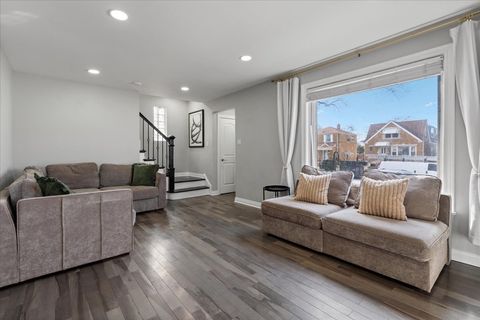 Tiny photo for 5143 N Newland Avenue, Chicago, IL 60656 (MLS # 12578450)