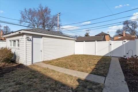 Tiny photo for 5143 N Newland Avenue, Chicago, IL 60656 (MLS # 12578450)