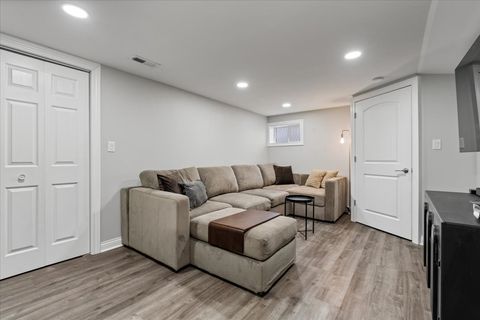 Tiny photo for 5143 N Newland Avenue, Chicago, IL 60656 (MLS # 12578450)