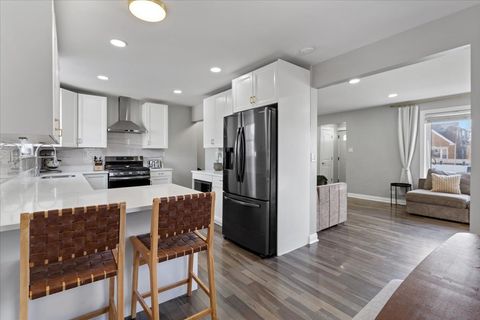 Tiny photo for 5143 N Newland Avenue, Chicago, IL 60656 (MLS # 12578450)